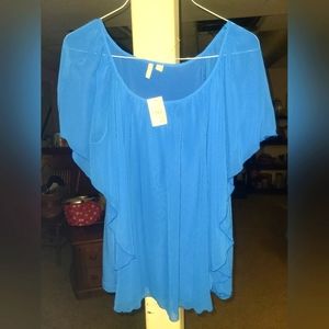 5/$25 Sale Cato Flowy blouse